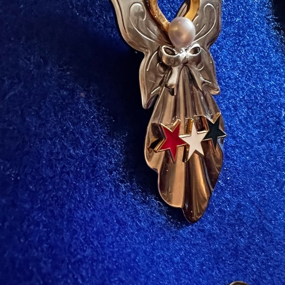 (3) Vintage Jane Angel Pin’s, Signed, AOL 1994 - Picture 11 of 14